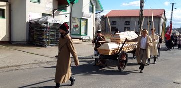 Rekonstrukcja bitwy pod Radoszewicami. Hołd powstańcom styczniowym oddały setki osób